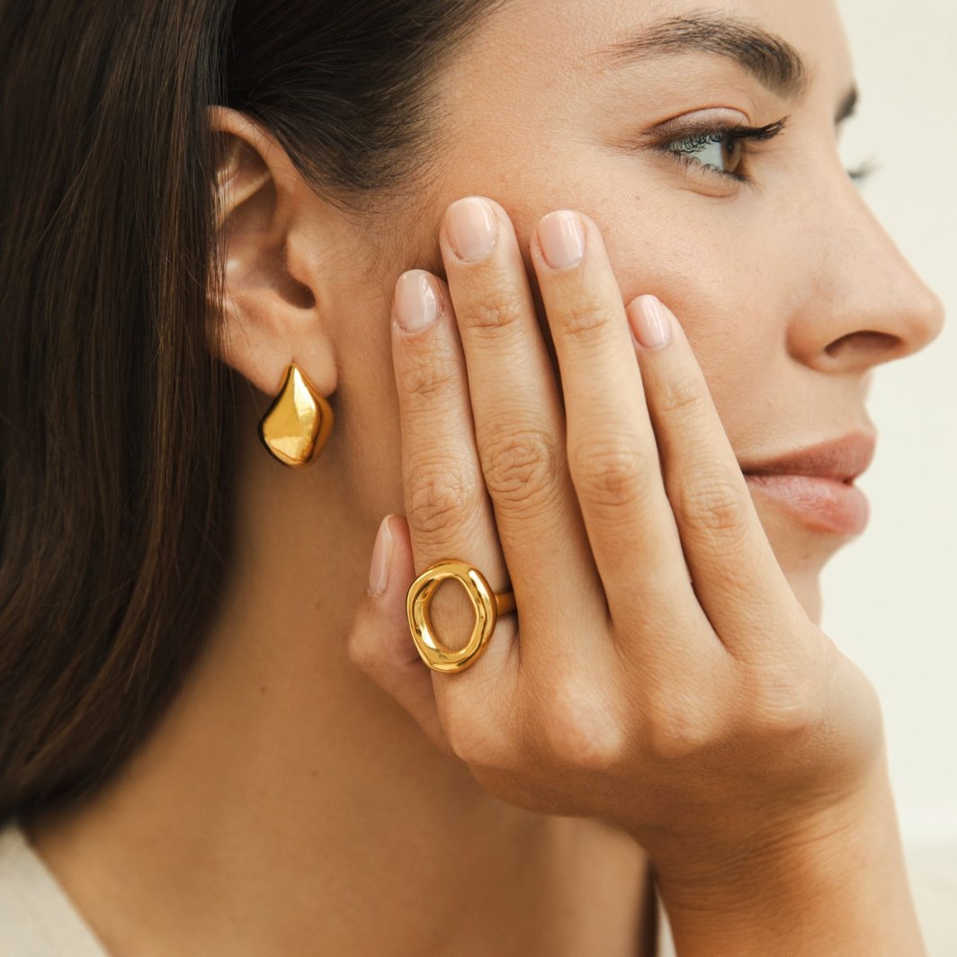Vina Smältguldring – Elegant guldring med smält finish