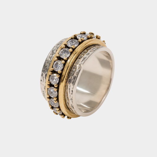 Roswitha – Exklusiv handgjord vintagering i guld och silver
