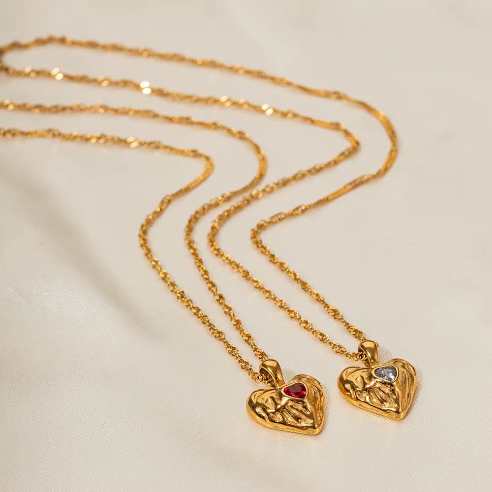 Lavahjärta halsband