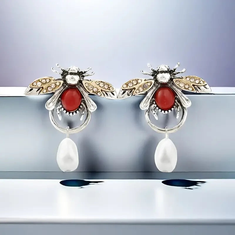 Vintage bi-örhängen – enkelt att bli förälskad i