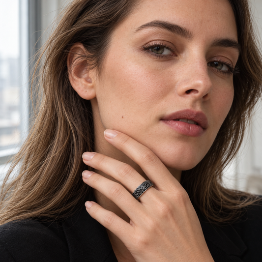 Noir | Silverring med svarta stenar