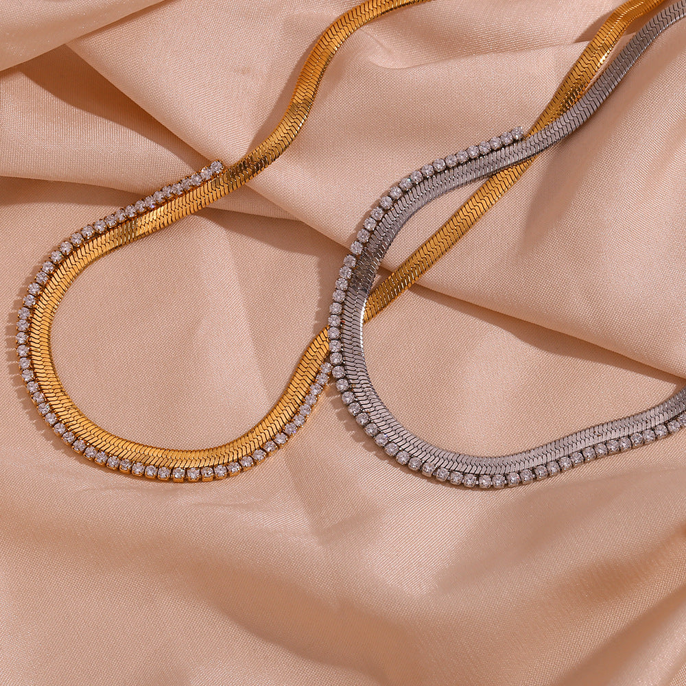 18K-diamantfiskbenskedja halsband