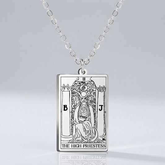 The High Priestess Halsband