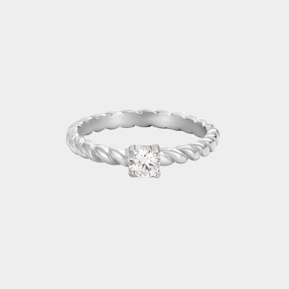 Miriam K. – Filigran silverring med delikat gravyr