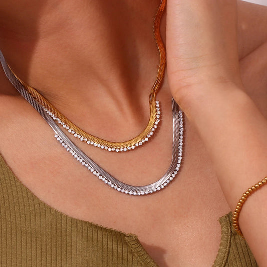 18K-diamantfiskbenskedja halsband